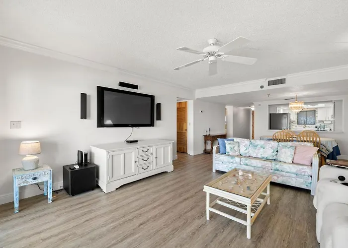 Reflections On The Gulf #503 Beachfront With Pool And Hot Tub Clearwater Beach