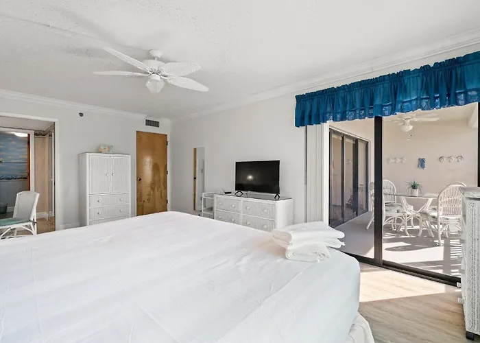 Reflections On The Gulf #503 Beachfront With Pool And Hot Tub *